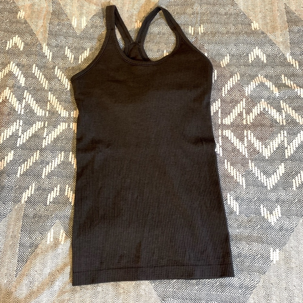 Lululemon ebb to street tank
